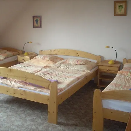 아파트 Mekcsey Apartmanhaz *
